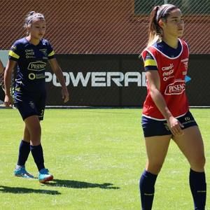 Meet your Posher, Manoly